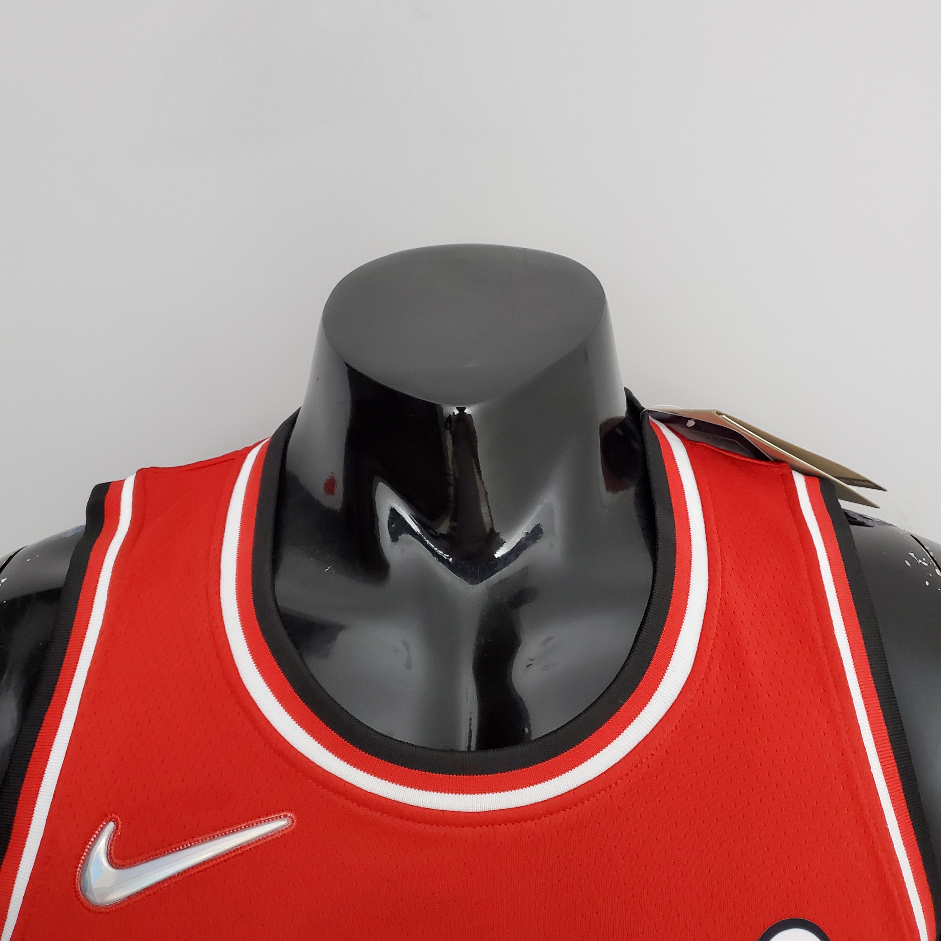 75th Anniversary 2022 Season Chicago Bulls LAVINE#8 City Edition Red NBA Jersey