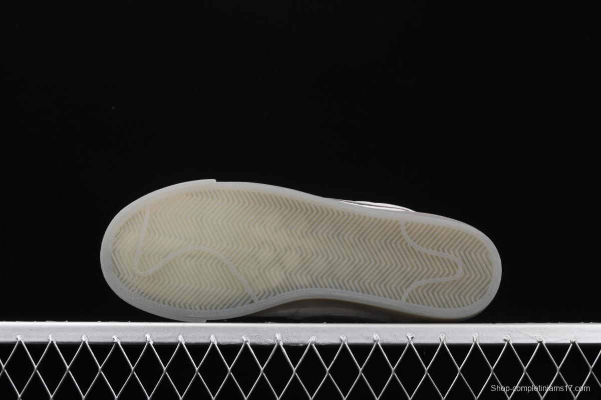 Reigning Champ x NIKE Blazer Mid Retro defending champion joint top suede 3M reflective high-top board shoes 371761-009