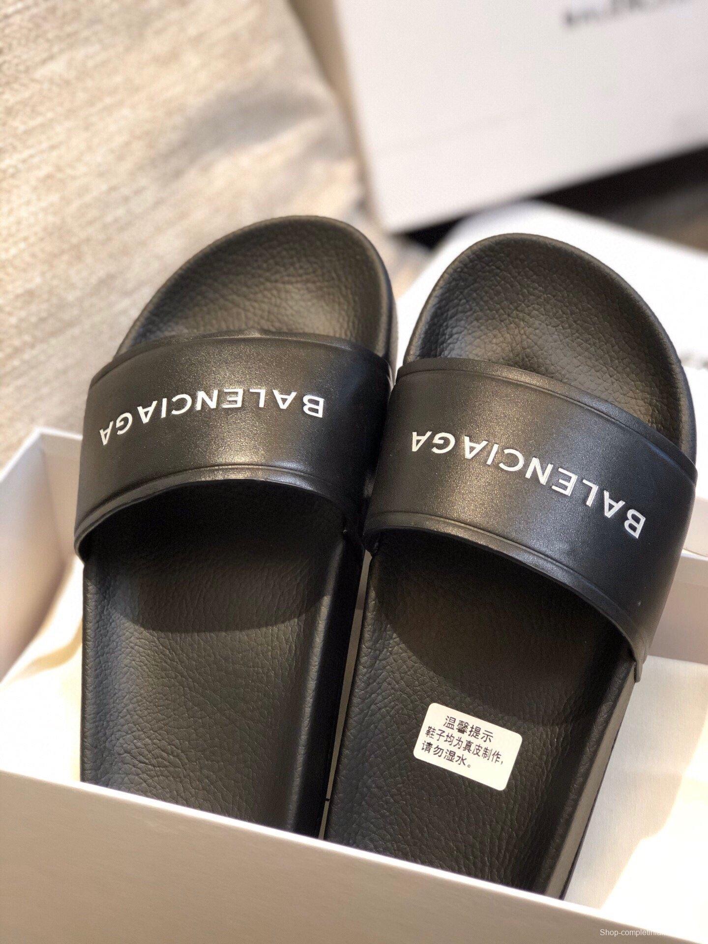 2 Color Men/Women Balenciaga Slipper Item 1092130