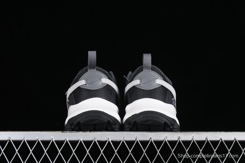 Nike TC 7900 Retro Chunky Dad Shoes with Reflective Swoosh and Cushioned Sole - DD9682-001