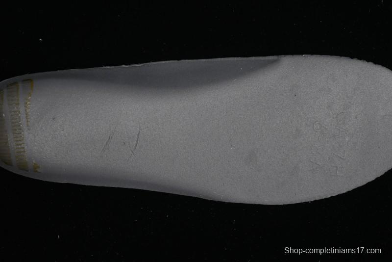 Nike Air Force 1 '07 Low Casual Sneakers with 3M Reflective Swoosh and Full-Length Air Cushion - CJ1379-602