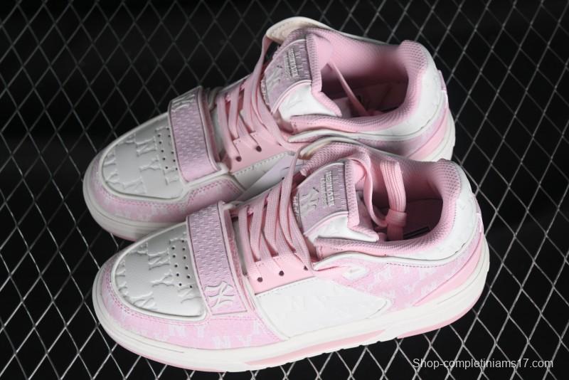 MLB NY Chunky Liner New York Yankees Velcro Print Logo Lightweight Platform Casual Sneakers - 3ASXCMM4N50PKS