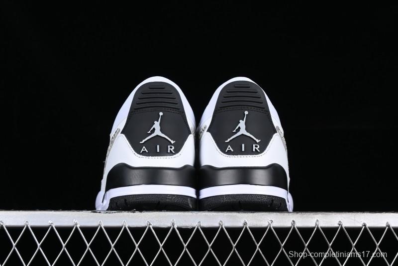 Air Jordan Legacy AJ312 Low Sneakers