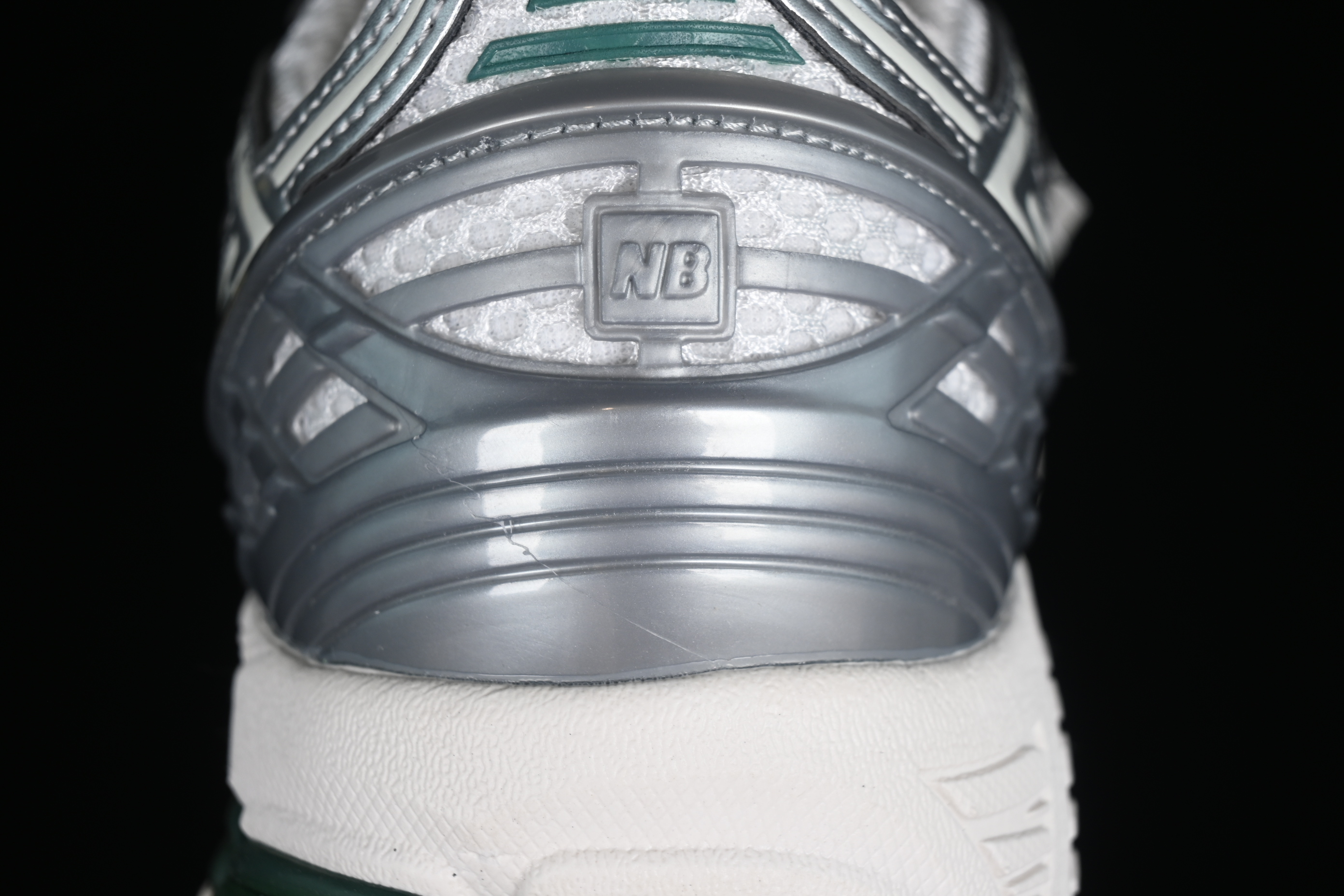 New Balance 1906 Series Retro Dad Style Casual Running Shoes - W1906REE