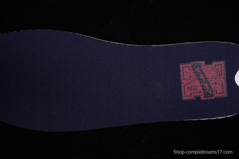 Nike SB Dunk Low Retro Skateboarding Shoes with Gorge Green and Red Swoosh Design - FV8106-361