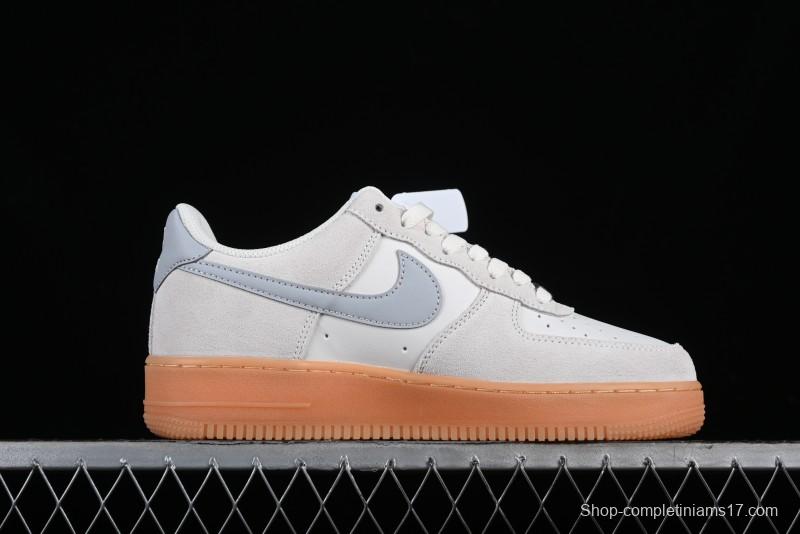 Nike Air Force 1 '07 Low Casual Sneakers with Full-Length Air Cushion - FQ8714-002