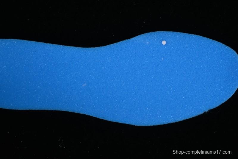 Nike Revolution 7 Wide Low-Top Running Shoes with Breathable Mesh and Durable Cushioning - FB2208-101