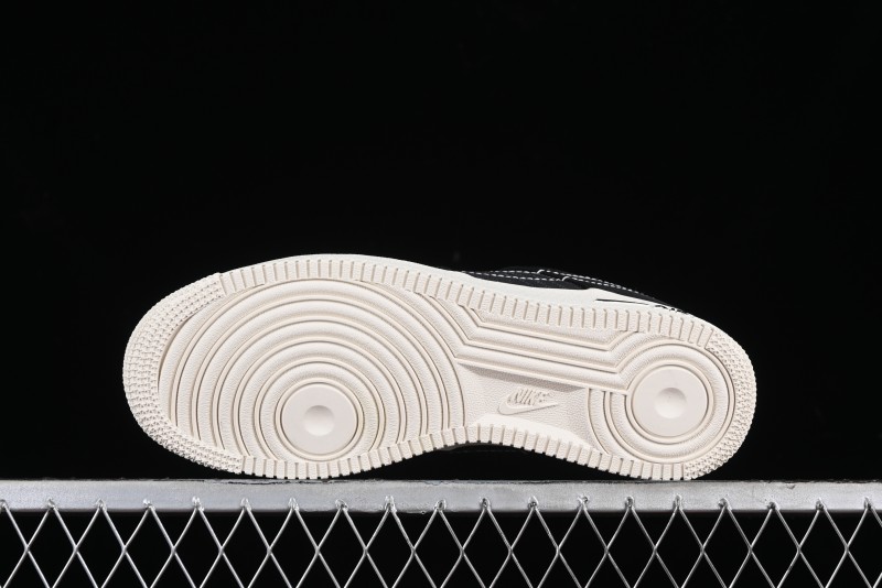 Nike Air Force 1 '07 Low Casual Sneakers with Full-Length Air Cushion - DV0794-001