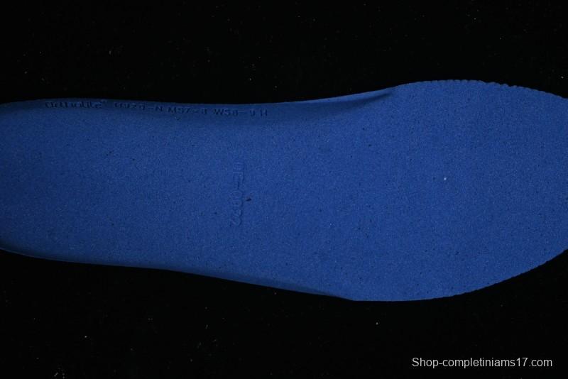 HOKA ONE ONE Tor Summit Low-Top Running Shoes with Geometric Cushioning for Stability and Traction - 1147952 BBLC