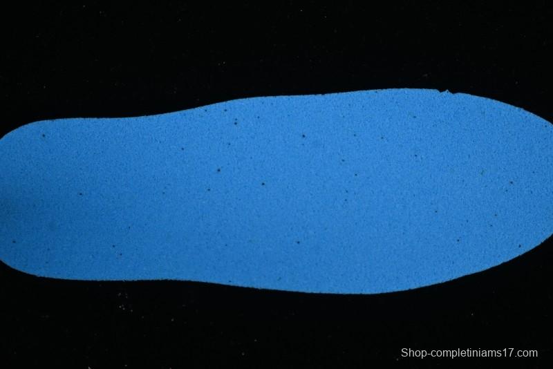 Vans Hylane Series Retro Sneakers with Iconic Side Stripes - VN000D1J9DH