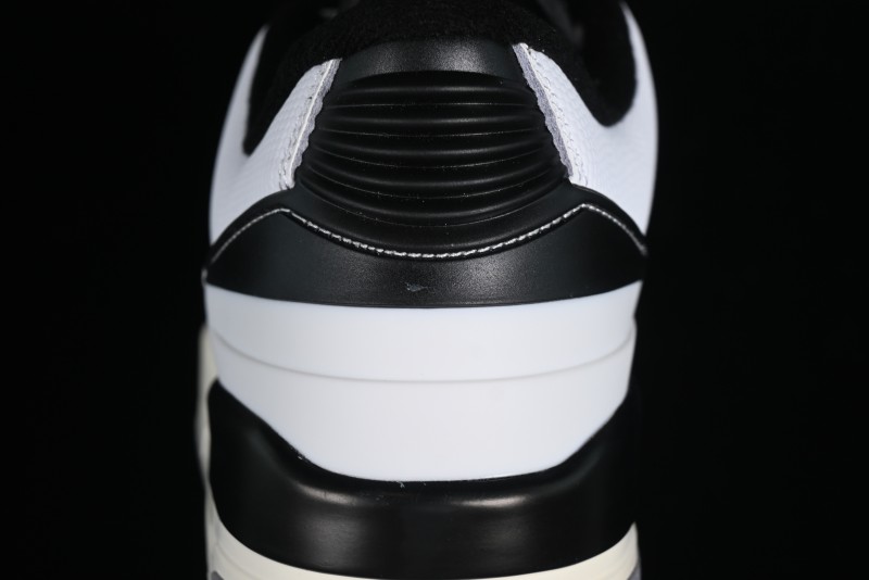 Nike Air Jordan 2/3 Retro Low Top Basketball Shoes in White/Black/Sail/Cement Grey - FD0383-100