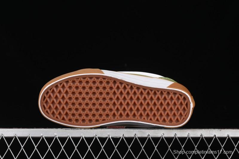 Vans Classics Knu Skool Retro Sneakers with Enlarged Toe and Thickened Sole - VN0009QCCIB