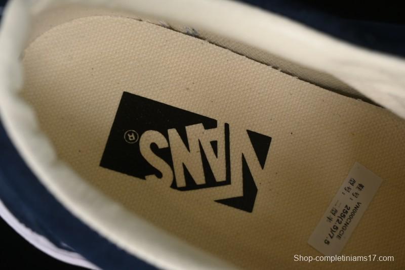 Vans Old Skool 36 LX Full Suede Retro Low-Top Canvas Vulcanized Sneakers - VN000CNGCIE