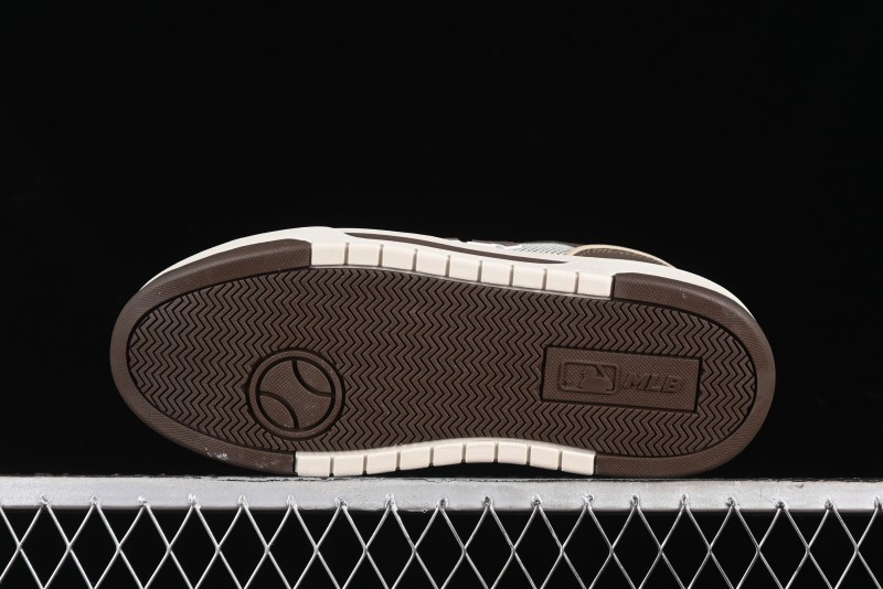 New York Yankees MLB Chunky Liner SL Canvas Sneakers with Thick Sole - 3ASXLSL4N50BRS
