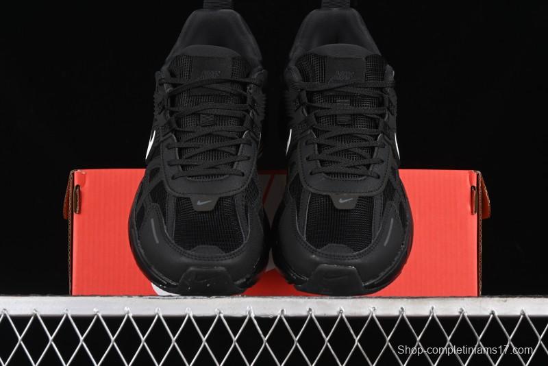 Nike Runtekk Run Retro Low-Top Running Shoes with Cushlon Midsole and Anti-Slip Design - HQ1582-001