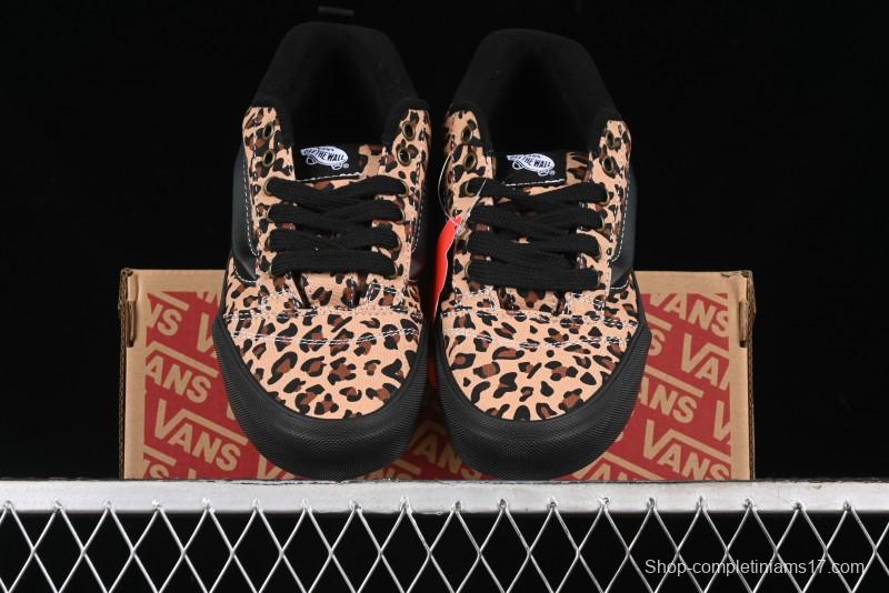 Vans Classics Knu Skool Retro Sneakers with Enlarged Toe and Thickened Trim - VN000CSQW3ZT188