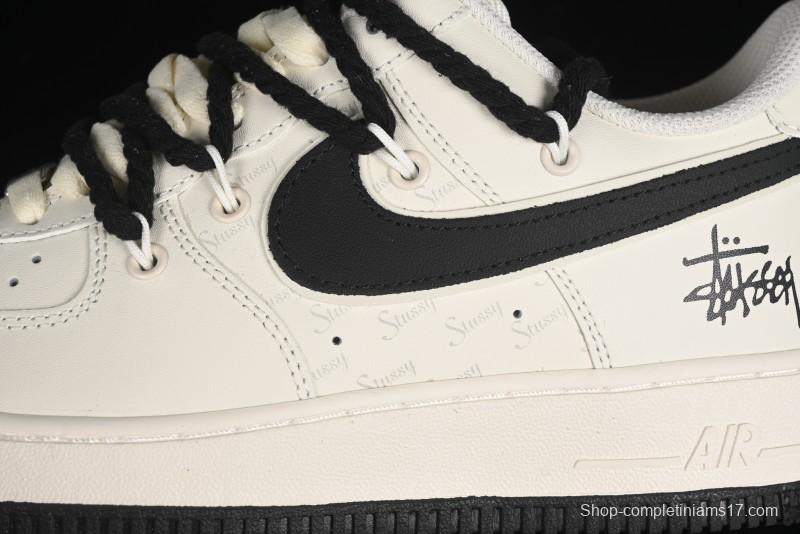 Stussy x Nike Air Force 1'07 Low Casual Sneakers - ZH0316-041