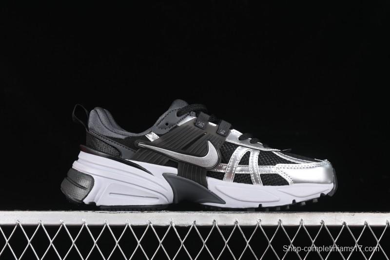 Nike V2K Runtekk 3XL Retro Low-Top Running Shoes with Shock Absorption and Anti-Slip Design - FD0736-005