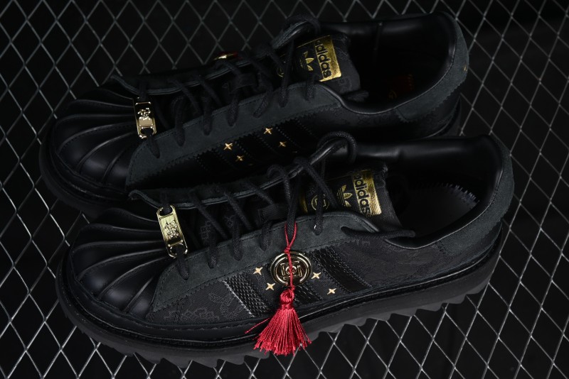 Adidas Superstar JR5114 Clot Collaboration Shell Toe Skate Shoes with Perforated Leather Upper - JR5114