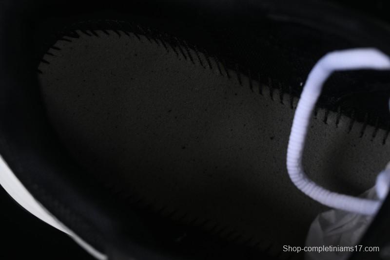 Dior B30 Sneakers with Reflective CD30 Logo and Lightweight Rubber Sole - CD30