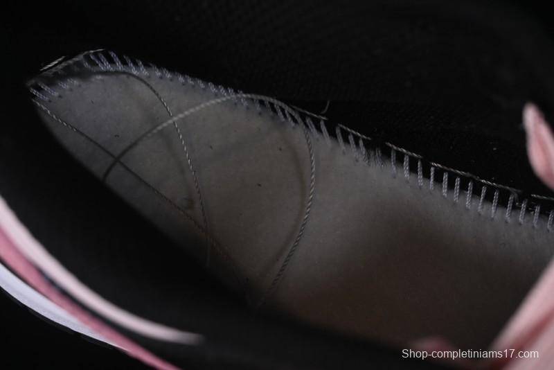 Nike SB Dunk Low Casual Skate Shoes in Blackberry Pink - CW1590-100