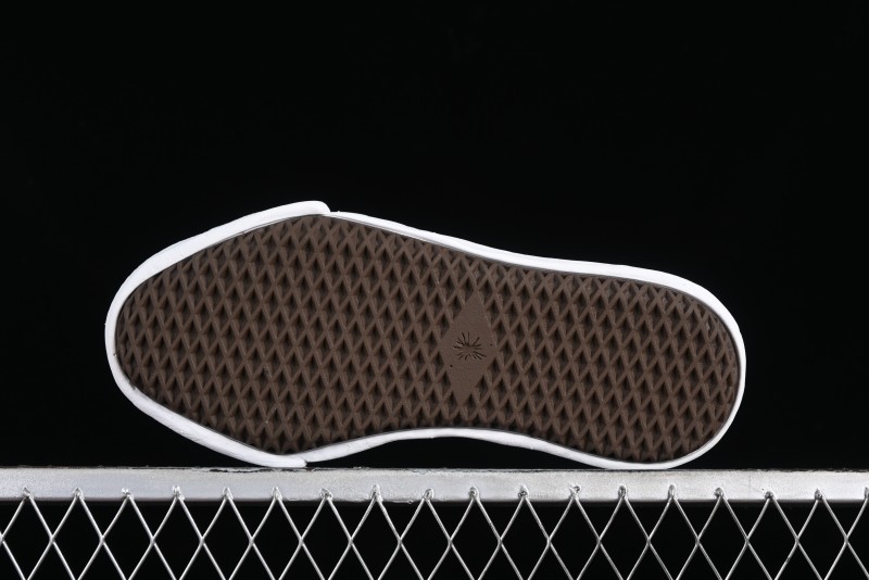 Wayne Original Sole Leather Low Sneaker with Deconstructed Ice Cream Sole - W.E5