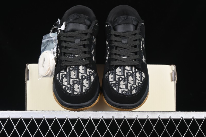 Nike SB Dunk Low APE Collaboration - Camouflage Black Swoosh Anniversary Custom Low-Top Casual Sneakers - KK1333-017