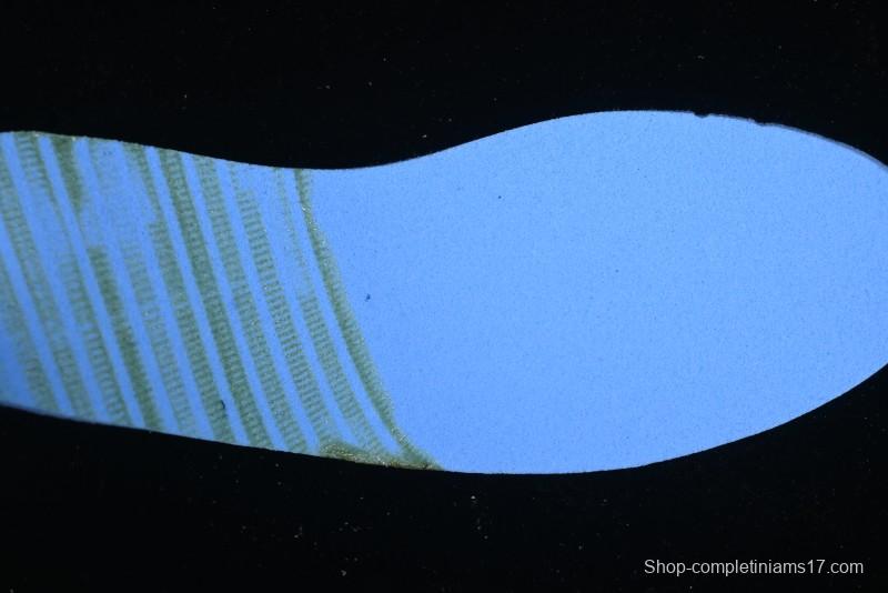 Nike Air Jordan 1 Low Retro Basketball Shoes in Black and White - 553558-043