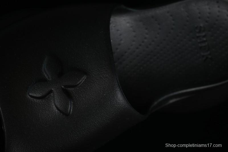 SMFK COMPASS Embossed One-Word Platform Slides - E9066