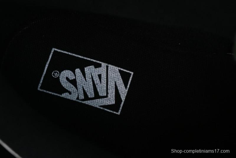 Vans Knu Skool Low-Top Retro Casual Vulcanized Sneakers - VN0009QCB9M