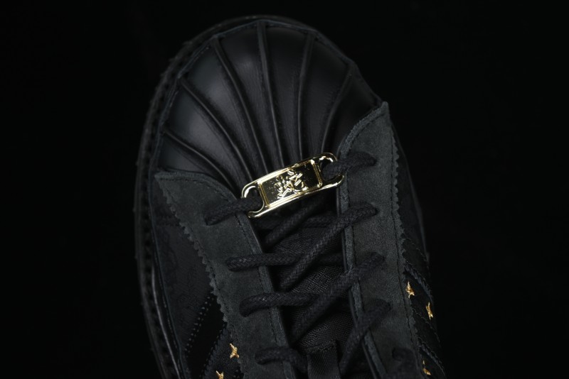 Adidas Superstar JR5114 Clot Collaboration Shell Toe Skate Shoes with Perforated Leather Upper - JR5114