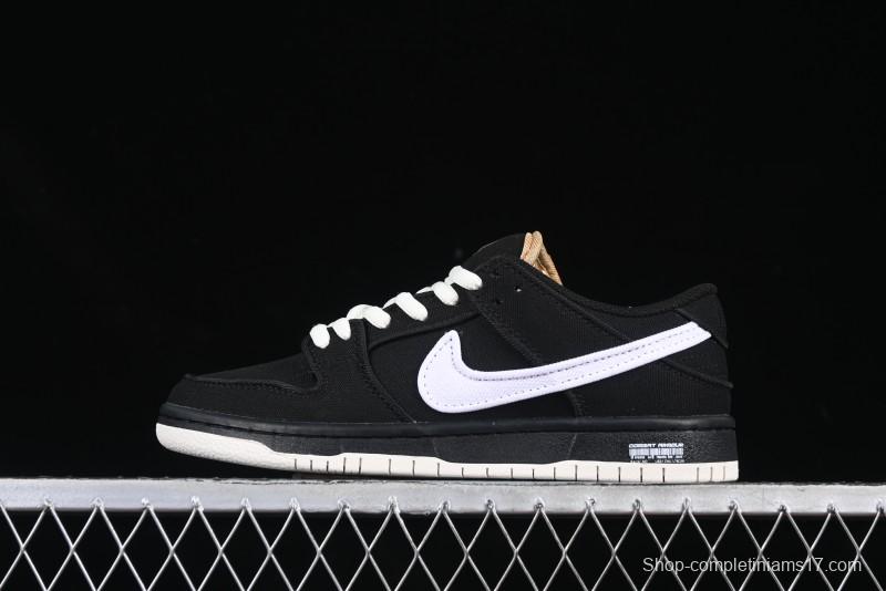 Nike SB Dunk Low Premium Skateboarding Shoes in Black and White - FN5880-001