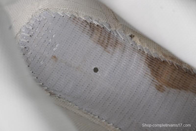 Converse Chuck 70 High Top Sneakers with Star Patch and Thick Sole - 581672C