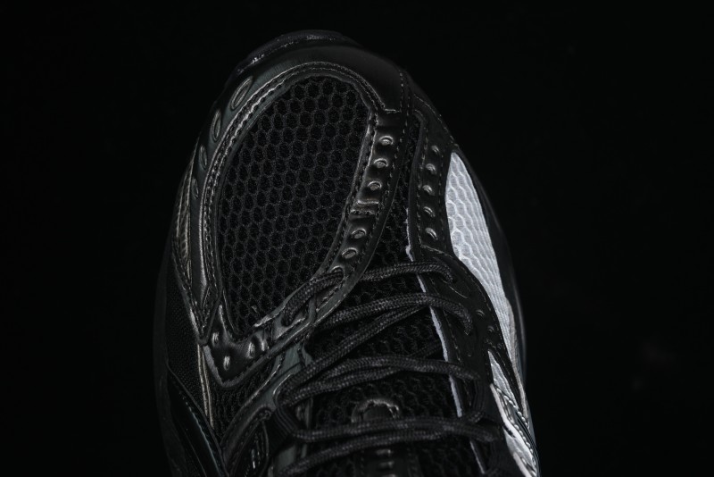 Asics Gel-Nimbus 10.1 Retro Breathable Casual Shoes with Cushioning for Men - 1203A780-001