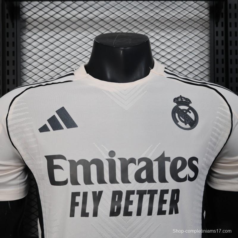Player Version 25/26 Real Madrid White with Textured Pattern Jersey