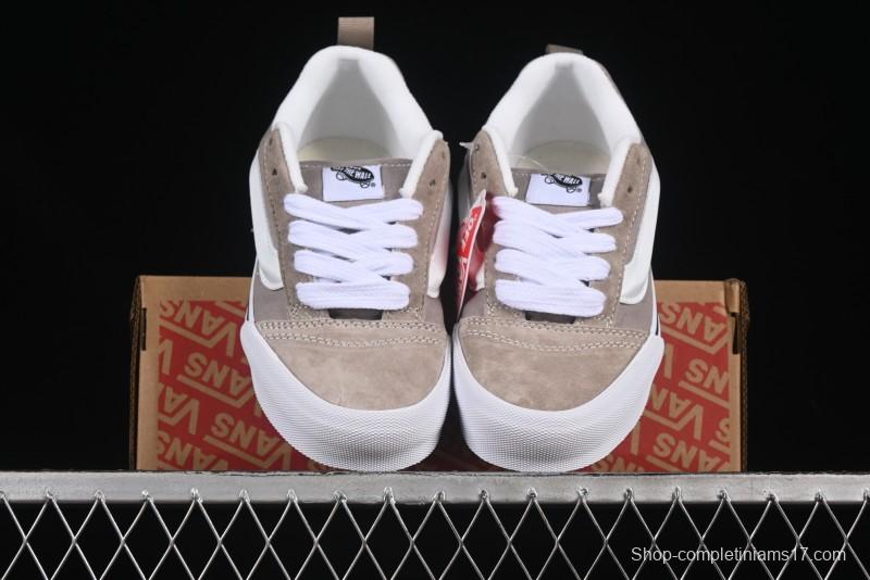 Vans Knu Skool Low-Top Retro Chunky Sneakers - VN000D6ZH2B