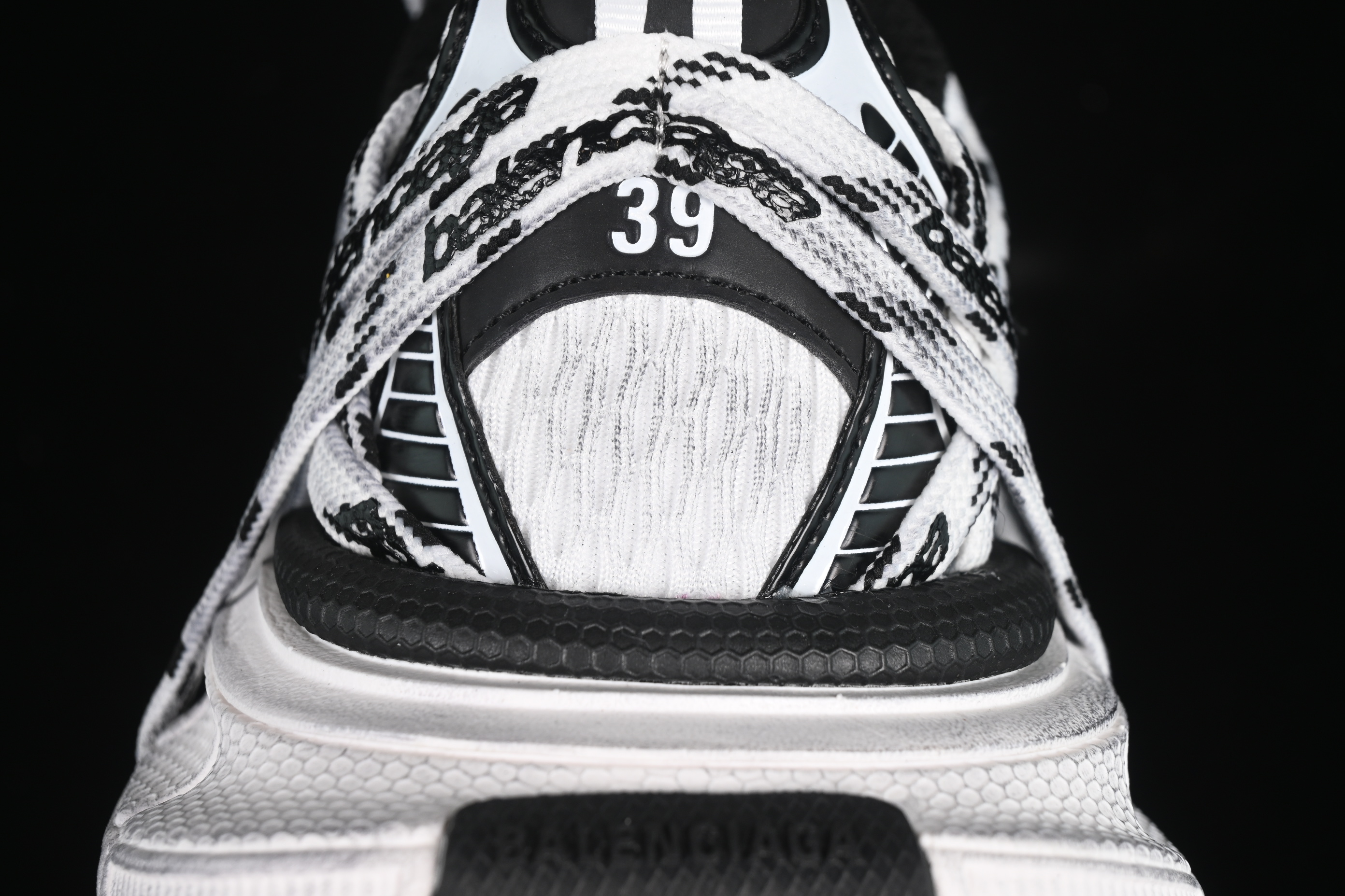 Balenciaga Phantom Sneaker 3XL Running Shoes - W3XHL9010