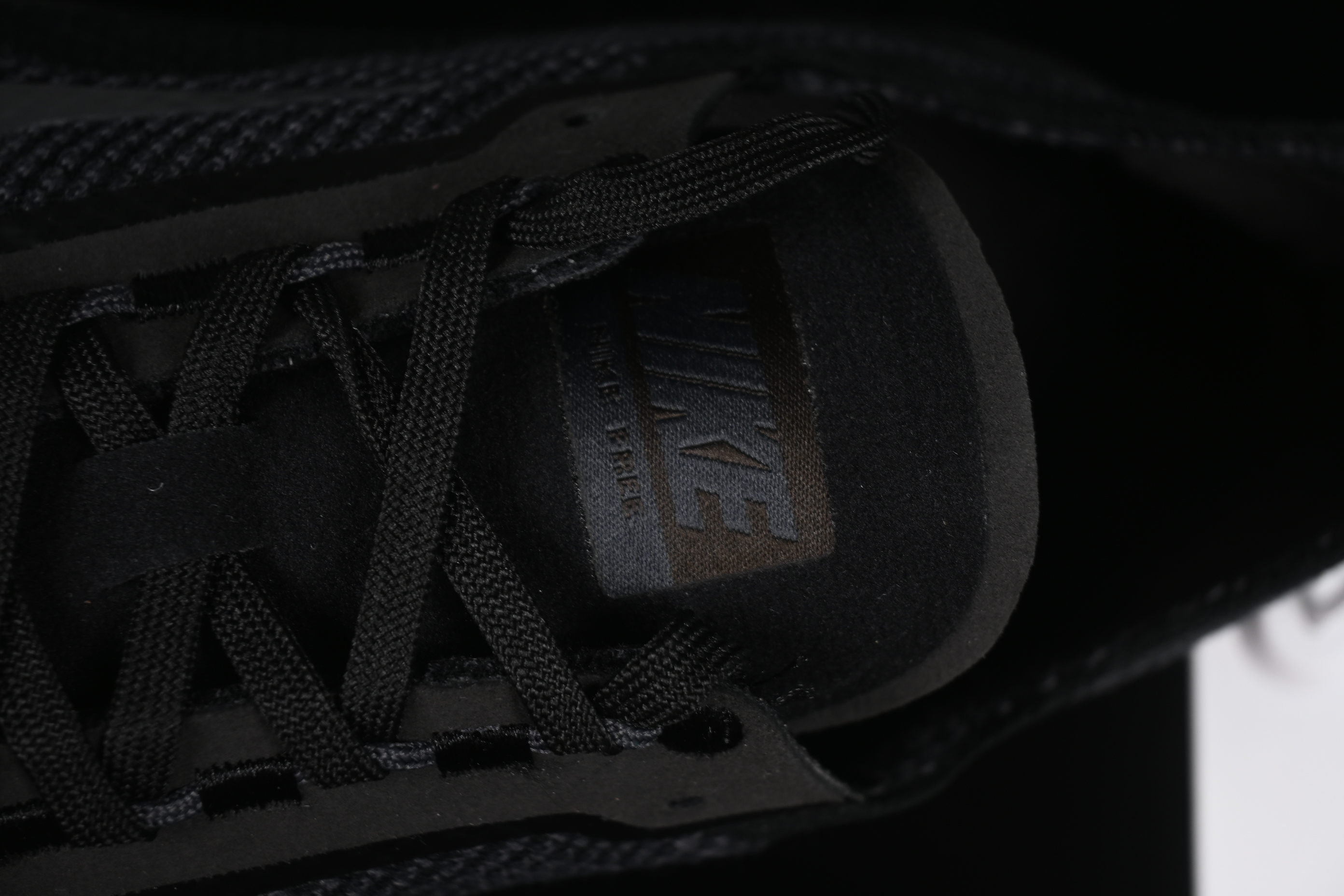 Nike Free 2025 Breathable Knit Running Shoes with Enhanced Cushioning - HF1078-001