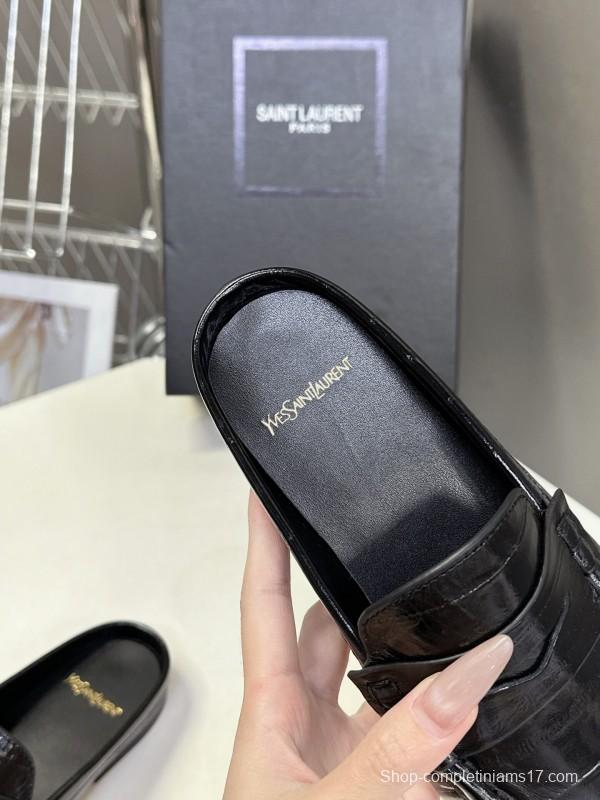 2025 Women Yves Saint Laurent Black Calfskin Loafers KFY00330
