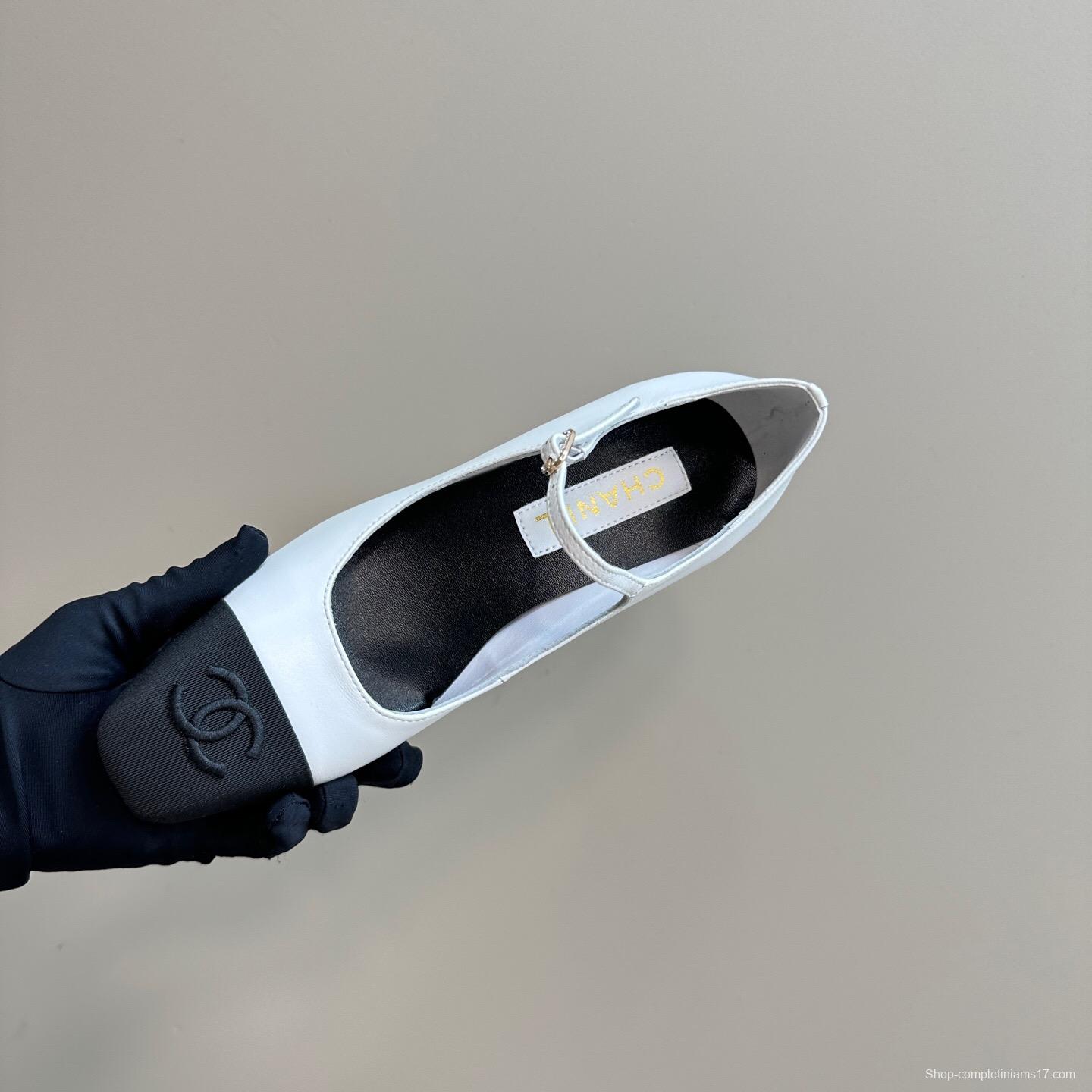 2025 Women Chanel White Black Leather Mary Jane Double Strap CC Logo KFY00290