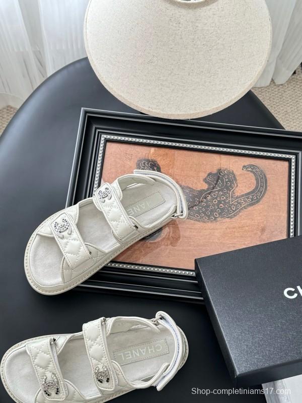 2025 Women Chanel White Leather Sandals LY00320