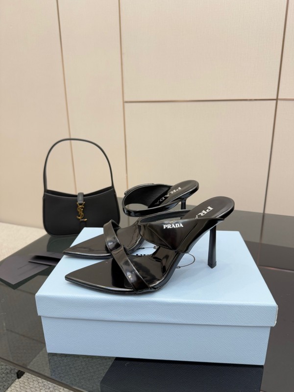 2025 Women Prada Black Leather Sandals