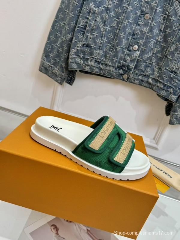 2025 Slippers Louis Vuitton Green White Canvas Slippers LY
