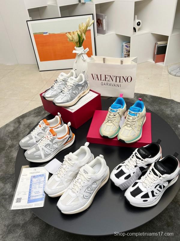 2025 Unisex Valentino White Mesh TPU Sneakers Vlogo Signature LY00410