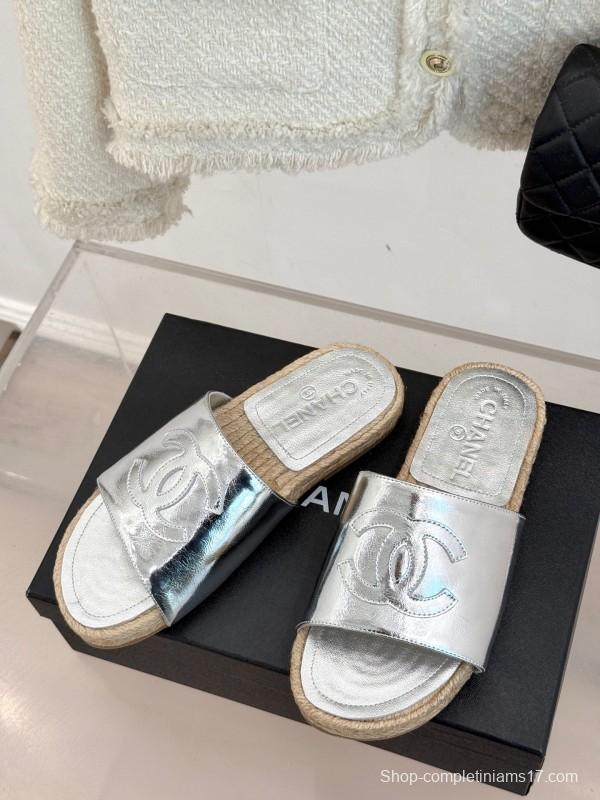 2025 Slippers Chanel Silver Leather Espadrille CC KFY00230