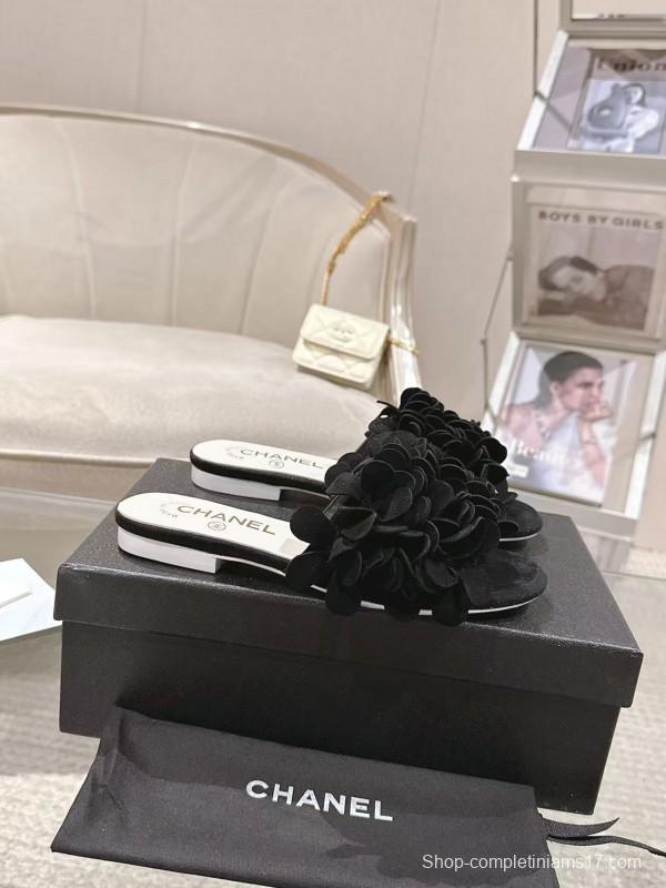2025 Women Chanel Black Suede Mule Floral B2032-2
