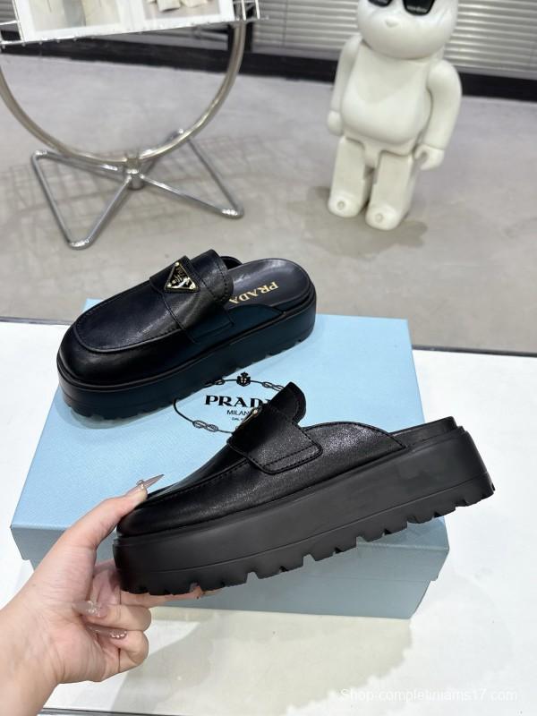 2025 Women Prada Black Leather Loafers