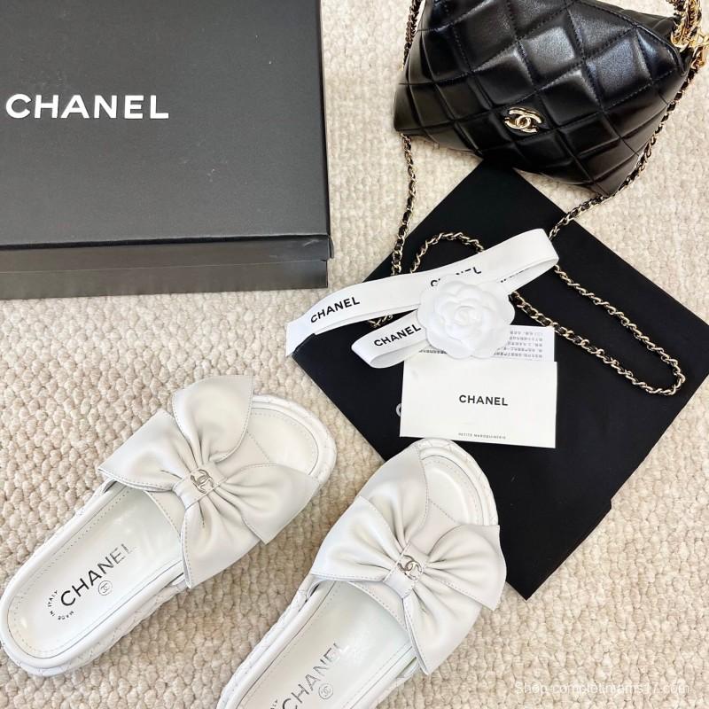 2025 Women Chanel White Leather Slippers Bow Detail KFY00310