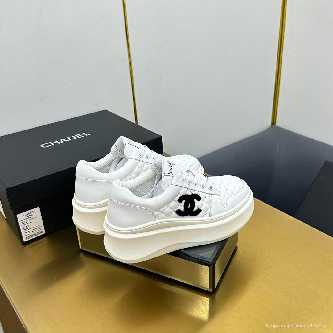 2025 Women Chanel White Leather Sneakers Thick Sole