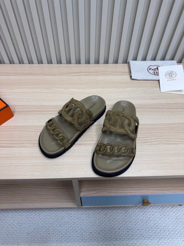2025 Women Hermès Khaki Suede Slippers